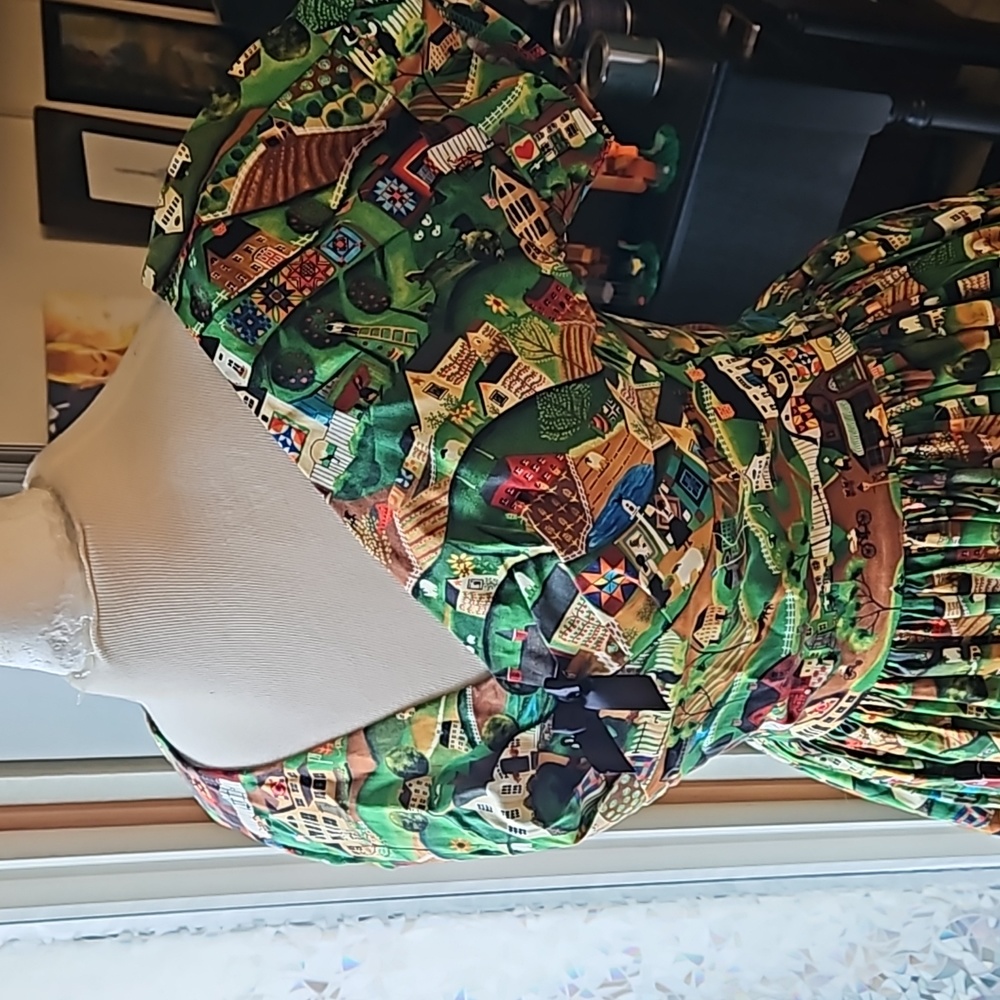 Bernie Dexter Green Village Print Midi Dress